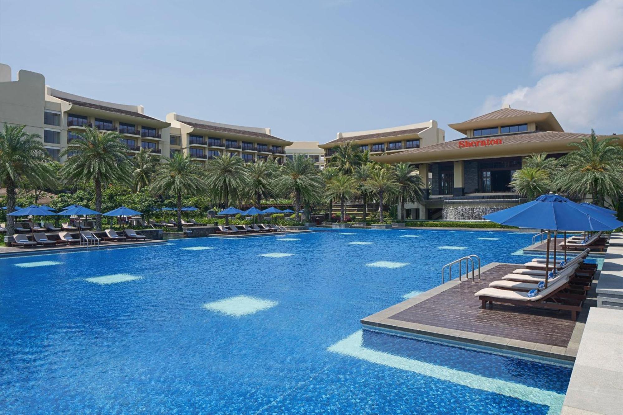Sheraton Shenzhou Peninsula Resort Wanning Exterior foto